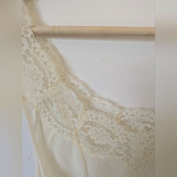 Vintage 1950s 60s Vanity Fair Elegant Cream Lace Slip Nightgown S Small 32 - Picture 6 of 12
